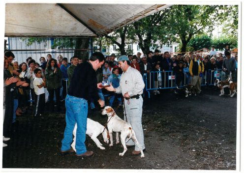 2000 Cans de caza 28