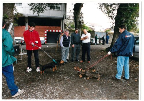 2000 Cans de caza 32