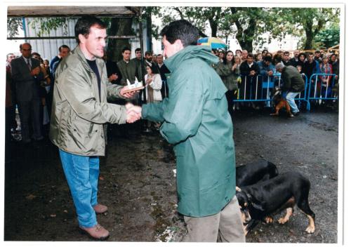 2000 Cans de caza 52